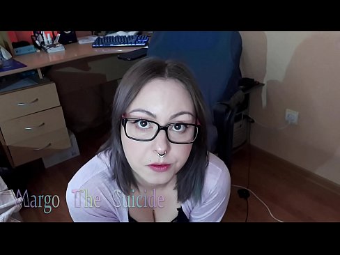 ❤️ Көзілдірік киген сексуалды қыз камерада дилдоны терең сорып алады ❤️❌ Анальный порно бойынша бізде ☑